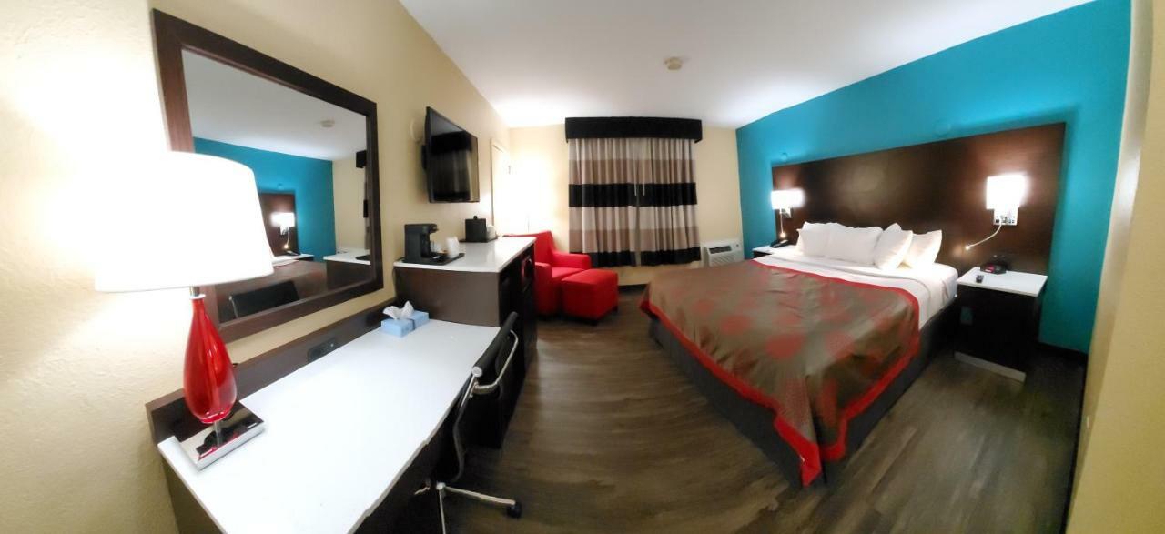 Hotel Ramada By Wyndham Groton Mystic Zewnętrze zdjęcie